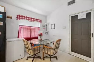 5165 Innesbrook Ct, Orlando, FL 32808 - Photo 10