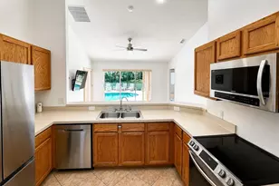 320 Paradise Woods Pl, Davenport, FL 33896 - Photo 8