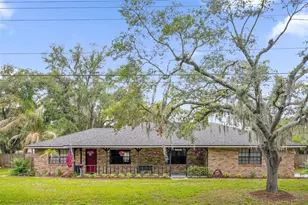 8004 Walt Williams Rd, Lakeland, FL 33809 - Photo 6