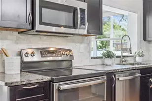 2817 Pickfair St, Orlando, FL 32803 - Photo 20