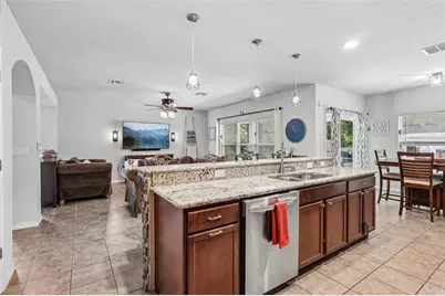 14102 Waterford Creek Boulevard, Orlando, FL 32828 - Photo 10