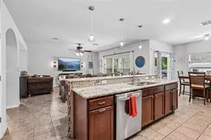 14102 Waterford Creek Blvd, Orlando, FL 32828 - Photo 10