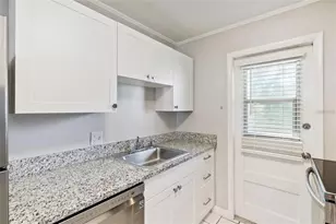 320 Lakeview St, Orlando, FL 32804 - Photo 10