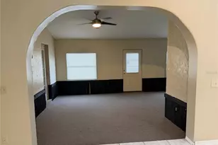 3733 Weetamoo Cir, Orlando, FL 32818 - Photo 8
