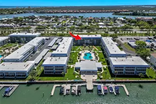 315 N Causeway, New Smyrna Beach, FL 32169 - Photo 2