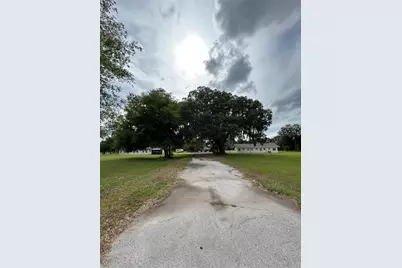 8010 SE US Highway 301 #2C, Hawthorne, FL 32640 - Photo 1