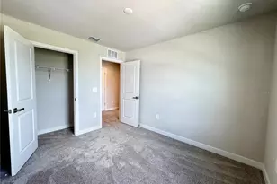 12326 Amber Crk Cir, Lakewood Ranch, FL 34211 - Photo 18