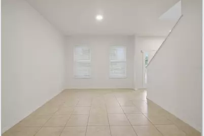 5654 Aaron Court, Sarasota, FL 34232 - Photo 6