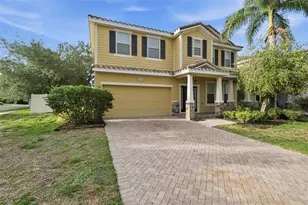 5654 Aaron Ct, Sarasota, FL 34232 - Photo 2