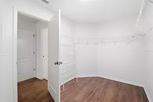 5654 Aaron Ct, Sarasota, FL 34232 - Photo 46