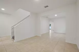 5654 Aaron Ct, Sarasota, FL 34232 - Photo 8