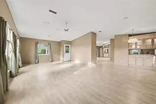 1204 Maria Ct, Lady Lake, FL 32159 - Photo 6