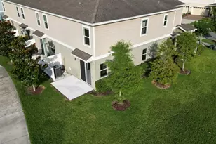 2634 Pleasant Cypress Cir, Kissimmee, FL 34741 - Photo 4