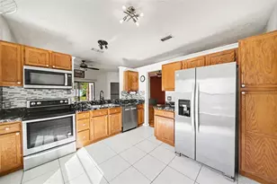 2058 Sue Ellen Ct, Apopka, FL 32703 - Photo 14