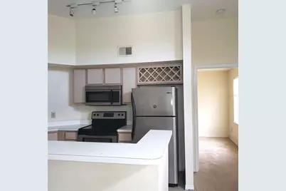 7300 Westpointe Boulevard #732, Orlando, FL 32835 - Photo 2