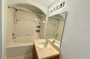 823 Pine Pointe Ln, Orlando, FL 32828 - Photo 32