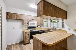 5234 Magnolia Terrace, Fruitland Park, FL 34731 - Photo 8