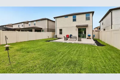 7673 Yale Harbor Drive, Wesley Chapel, FL 33545 - Photo 32