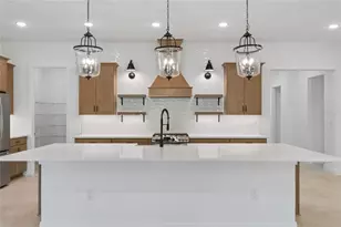 12541 Gold Honeysuckle St, Winter Garden, FL 34787 - Photo 2