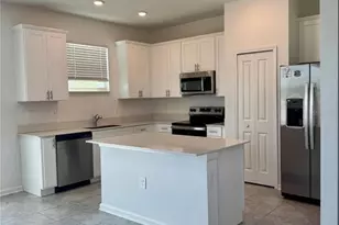 7613 Stone Crk Trl, Kissimmee, FL 34747 - Photo 6