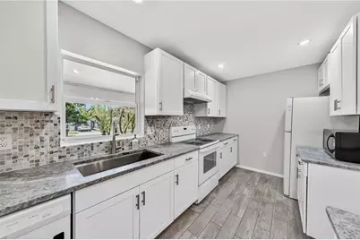 819 Canovia Avenue, Orlando, FL 32804 - Photo 10
