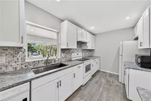 819 Canovia Ave, Orlando, FL 32804 - Photo 10
