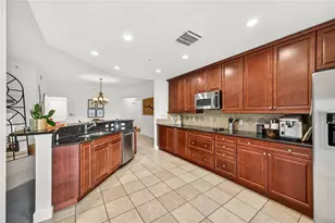 2305 Edgewater Dr, Orlando, FL 32804 - Photo 10