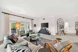 2305 Edgewater Dr, Orlando, FL 32804 - Photo 4