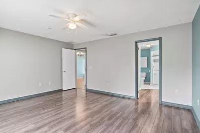 9109 Queen Elizabeth Court, Orlando, FL 32818 - Photo 18