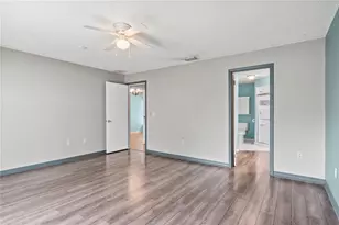 9109 Queen Elizabeth Ct, Orlando, FL 32818 - Photo 18