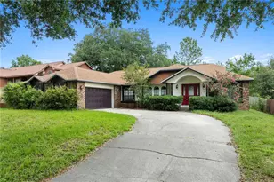 9109 Queen Elizabeth Ct, Orlando, FL 32818 - Photo 1