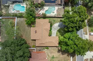 9109 Queen Elizabeth Ct, Orlando, FL 32818 - Photo 42