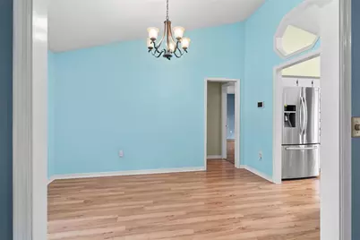 9109 Queen Elizabeth Court, Orlando, FL 32818 - Photo 8