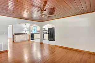 5824 Delta St, Orlando, FL 32807 - Photo 10
