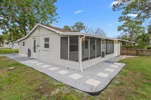 7635 Pier Rd, Port Richey, FL 34668 - Photo 2