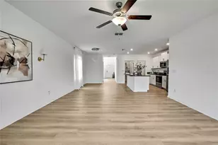 9937 Aqua Miles Path, Wesley Chapel, FL 33545 - Photo 6
