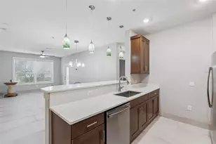 2484 San Tecla St, Orlando, FL 32835 - Photo 4