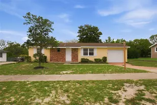 4374 Oriole Ave, Spring Hill, FL 34608 - Photo 2