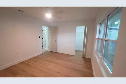 4749 Amoy Court, Orlando, FL 32811 - Photo 10