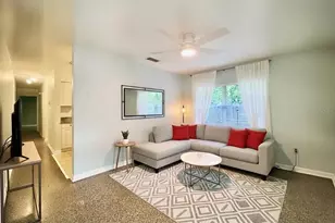 1022 Delaney Park Dr, Orlando, FL 32806 - Photo 2