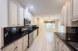 1543 Chaucer Ct, Deland, FL 32724 - Photo 2