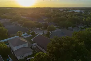 8376 Lake Amhurst Tr, Orlando, FL 32829 - Photo 40