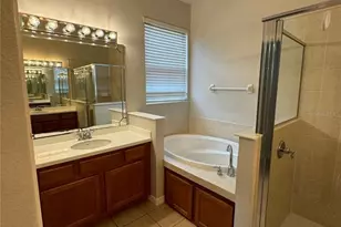 10360 Sandy Marsh Ln, Orlando, FL 32832 - Photo 24
