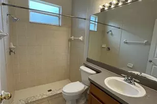10360 Sandy Marsh Ln, Orlando, FL 32832 - Photo 18