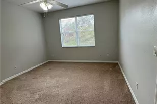 10360 Sandy Marsh Ln, Orlando, FL 32832 - Photo 20