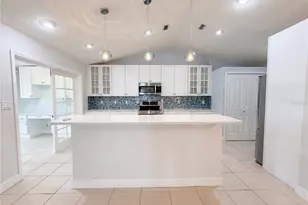 4816 61st Ave Terrace W, Bradenton, FL 34210 - Photo 8