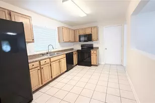 3211 San Pedro Ln, Orlando, FL 32827 - Photo 2