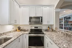 2401 Legacy Lake Dr, Maitland, FL 32751 - Photo 10