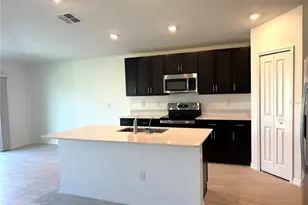 3615 Natural Trce St, Plant City, FL 33565 - Photo 4