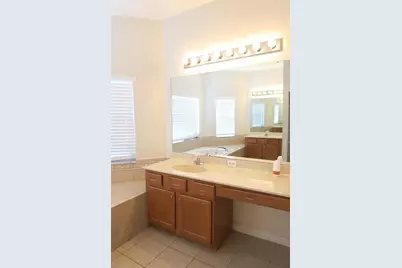 2906 Sweetspire Circle, Kissimmee, FL 34746 - Photo 14